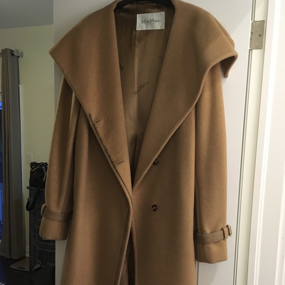 Authentic Maxmara 100% camel coat